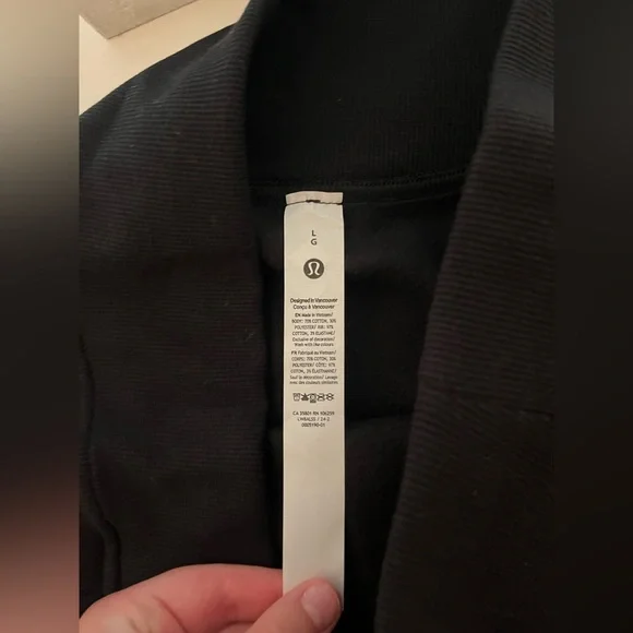 Lululemon NWT Scuba HR Mini Skirt - Picture 7 of 7